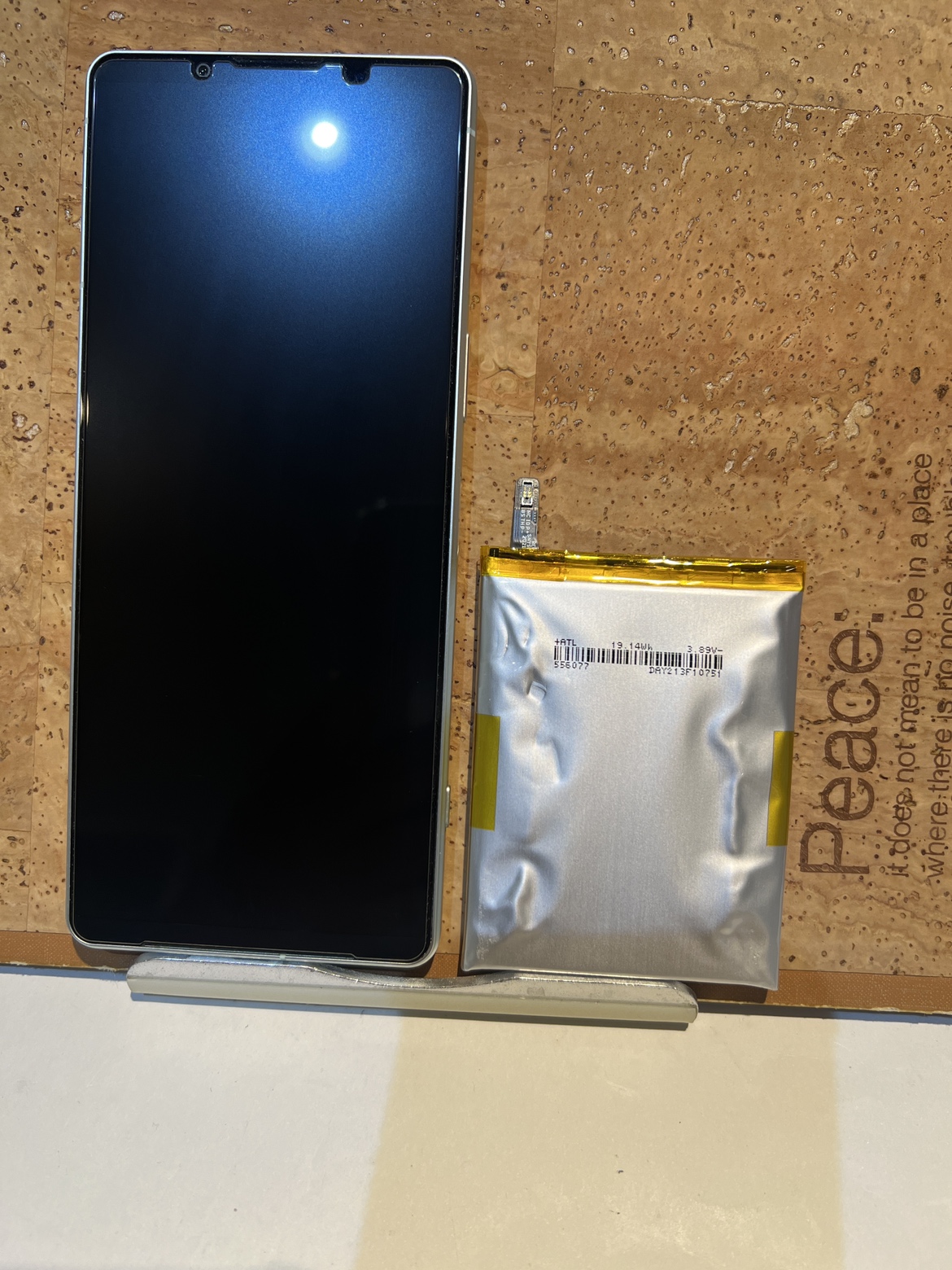本日はXperia1Ⅳの画面修理を行いました！【スマホ修理工房広島パルコ新館店】